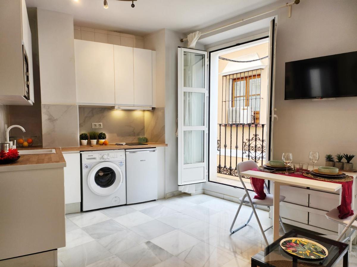Lovely Center Apartments Seville - Balcony Lux Sol Sevilla Exterior foto