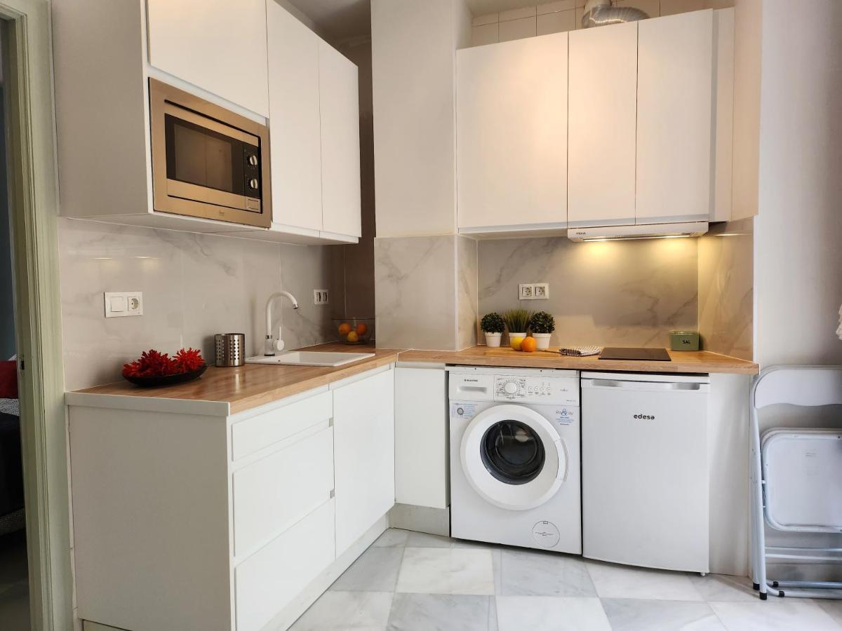 Lovely Center Apartments Seville - Balcony Lux Sol Sevilla Exterior foto