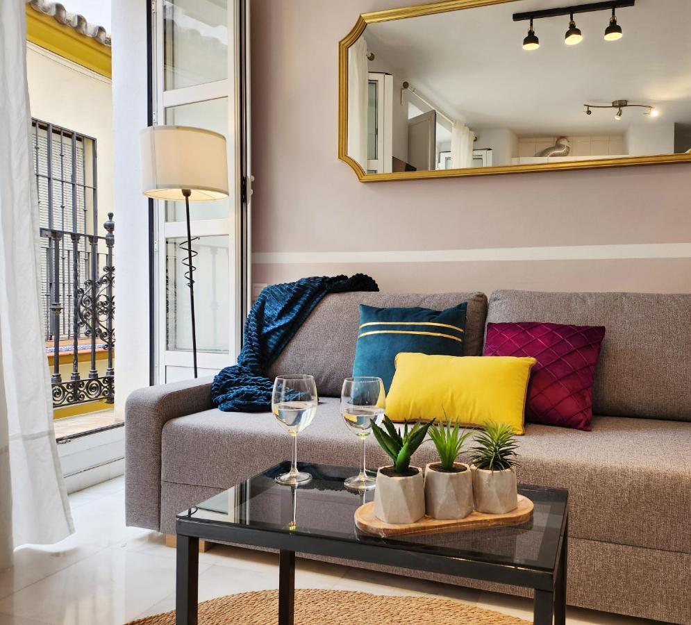 Lovely Center Apartments Seville - Balcony Lux Sol Sevilla Exterior foto