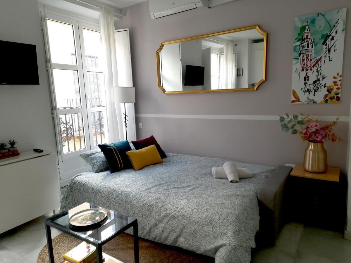 Lovely Center Apartments Seville - Balcony Lux Sol Sevilla Exterior foto